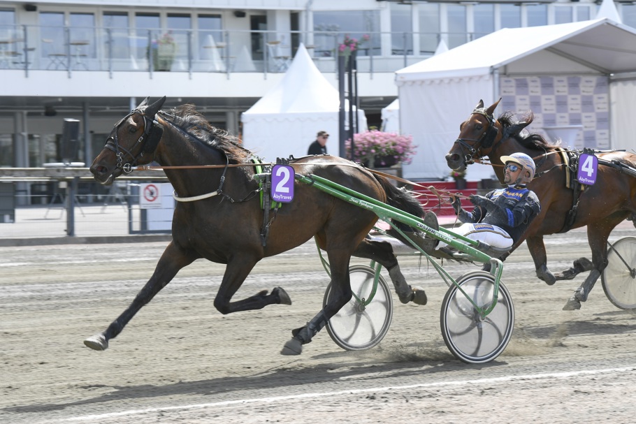 Baron Muscles Åby 220801 Sidmakarn.jpg