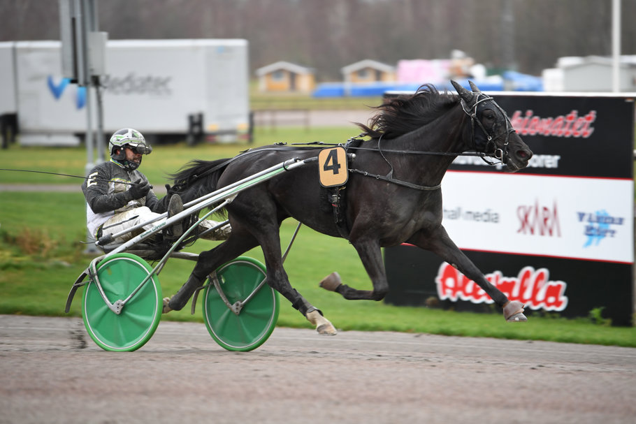 7 Lucy Tilia mål 43.jpg